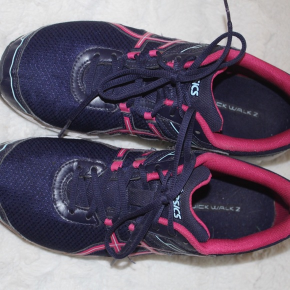 ASICS Size 7.5 - Picture 3 of 3